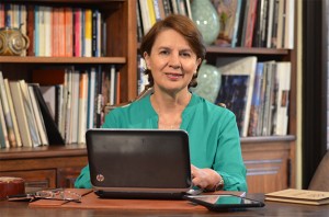 Former President of Ecuador Rosalía Serrano firmly believes that conscience and education are highly correlated and urged global leaders to take more responsibility and be mindful of the problems that their actions can cause to humanity.